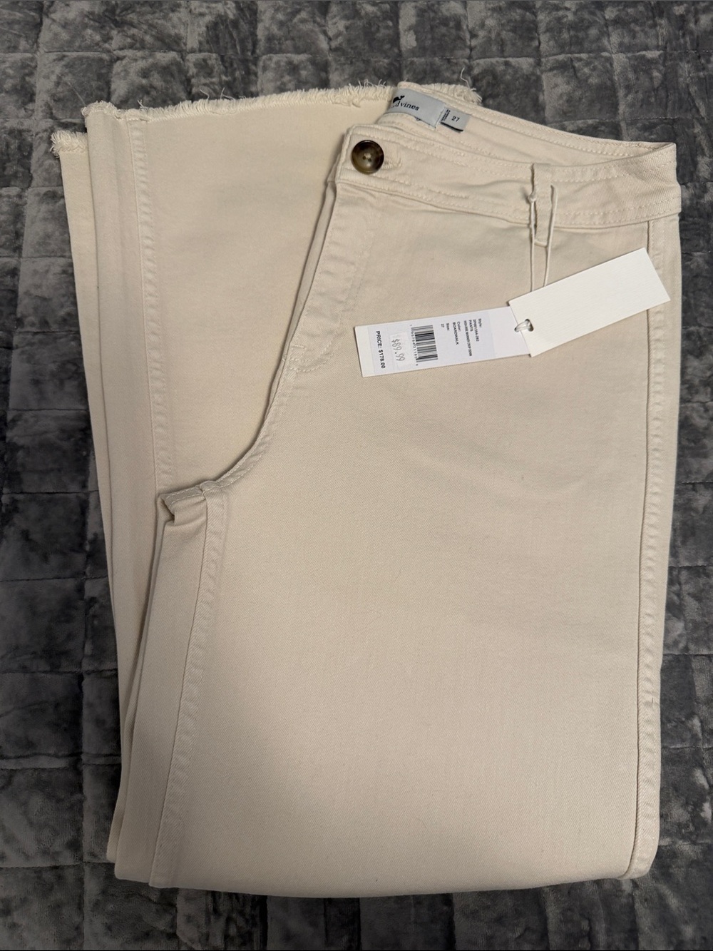 Vineyard Vines women’s capris